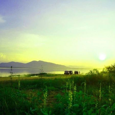 Lake Scene Resort Ratchaburi Dış mekan fotoğraf