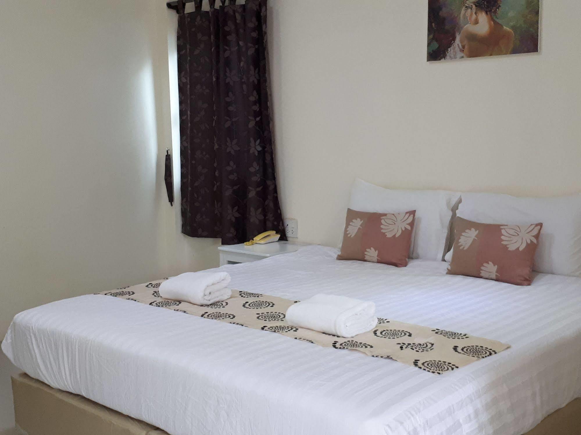 Lake Scene Resort Ratchaburi Dış mekan fotoğraf