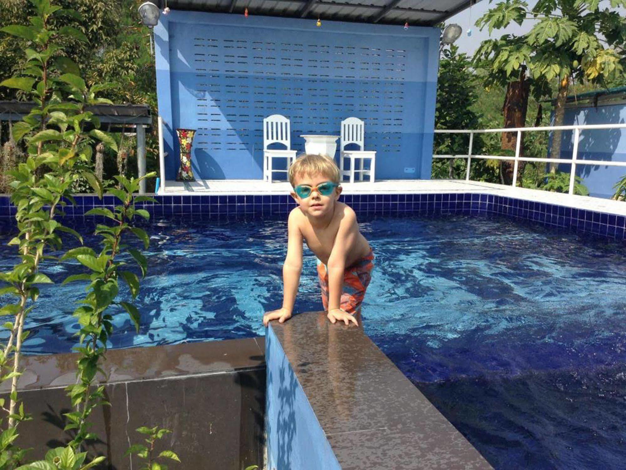 Lake Scene Resort Ratchaburi Dış mekan fotoğraf